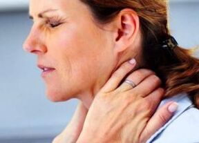 Osteochondrosis کے ساتھ گردن میں درد